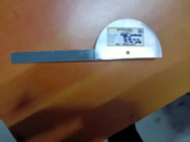 Radius or angle checking instrument shown in the company profile